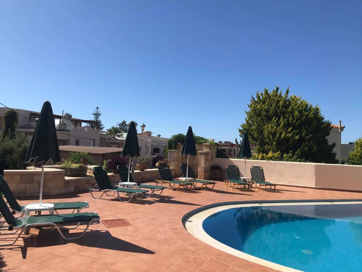 Kydoni Apartments And Studios Agia Marina  Bagian luar foto